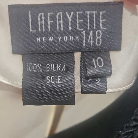Lafayette 148 New York Cream 100% Silk V-neck Blouse - Picture 2 of 10